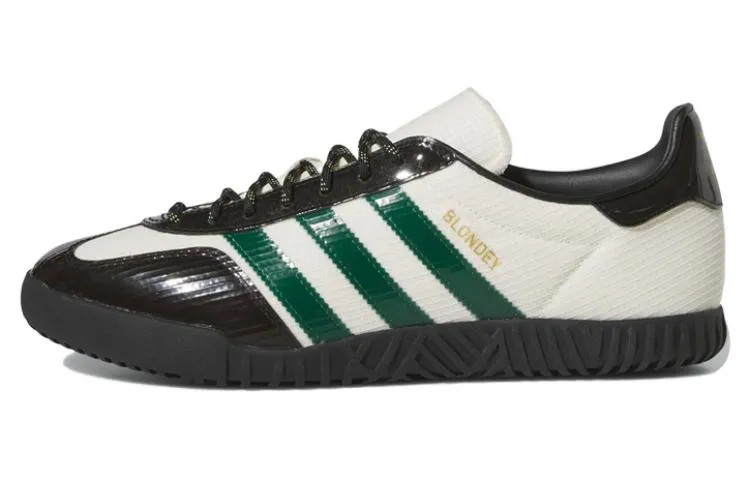 Adidas Originals Gazelle Men's Skateboarding Shoe