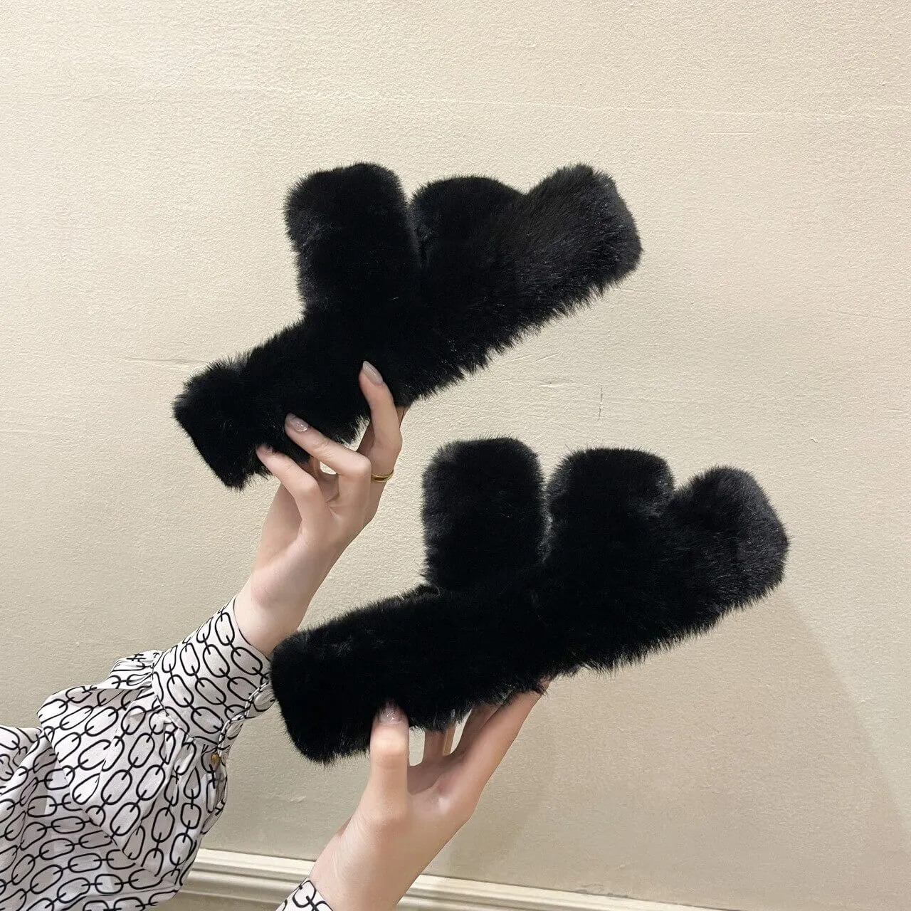 Faux Fur Women's Slides Sandals