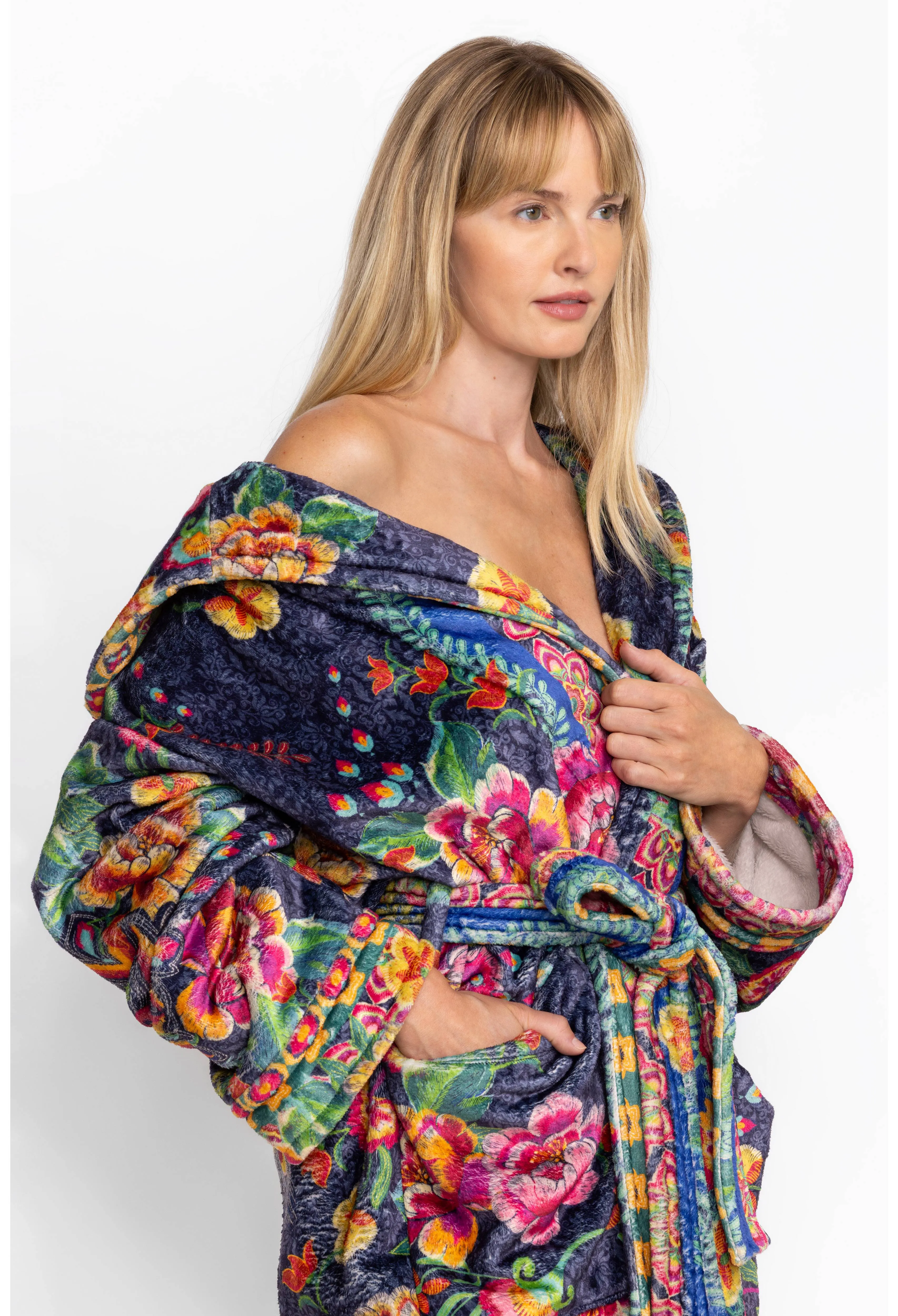 Johnny Was Cozy Robe-Darnahta Print