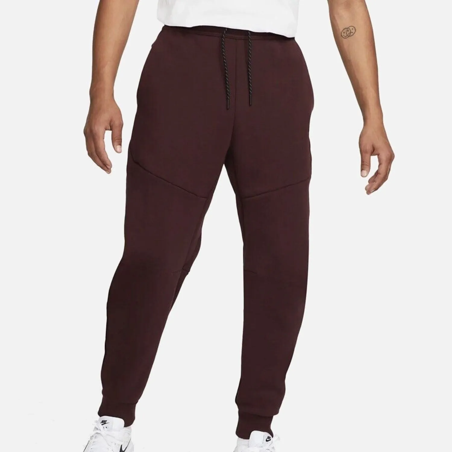 Men's Nike Tech Fleece Engineered Tracksuit Bottoms - Maroon